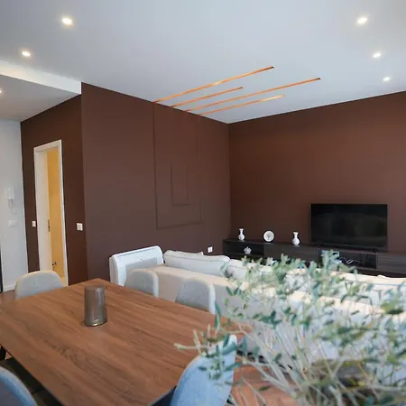 Apartment Ak